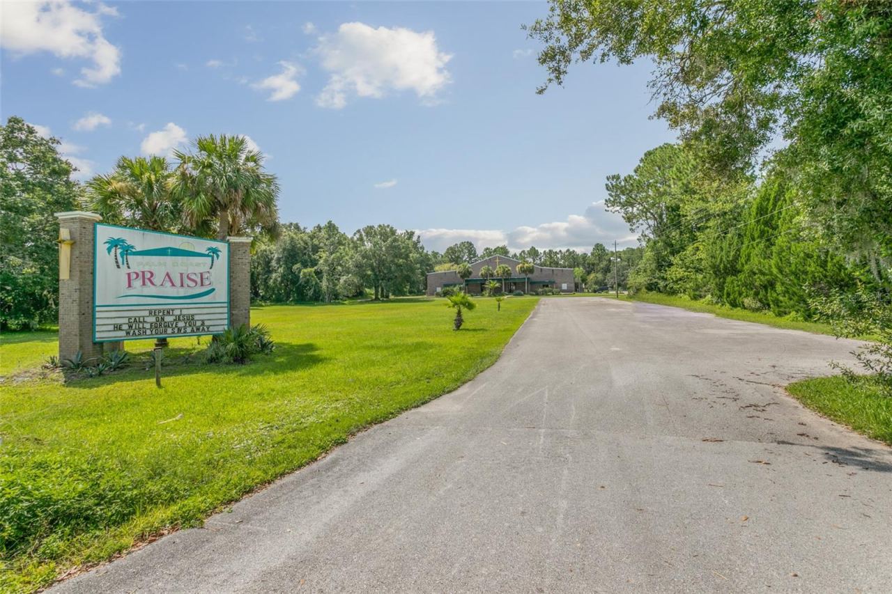 Photo 4 of 3601 E Moody Blvd, Bunnell, FL 32110