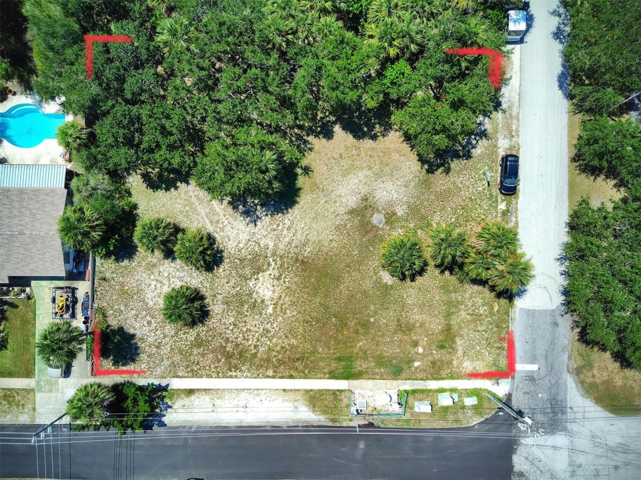 Photo 5 of 102 Desoto Dr, New Smyrna Beach, FL 32169