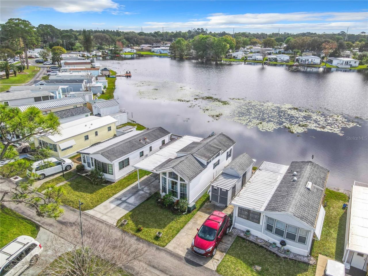 Photo 2 of 92 Eagle Pt S, Osteen, FL 32764