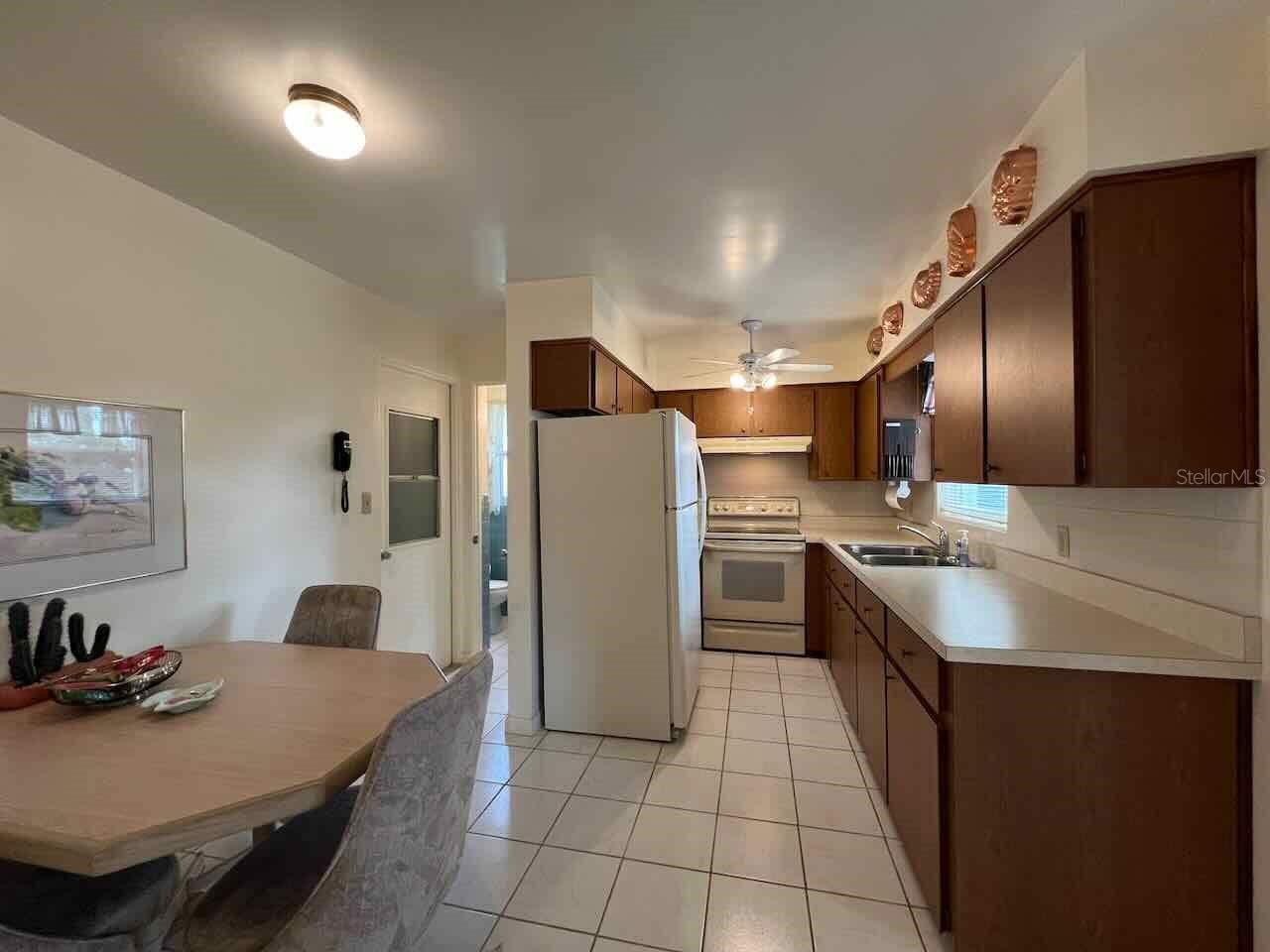 Photo 4 of 535 S Peninsula Ave, New Smyrna Beach, FL 32169