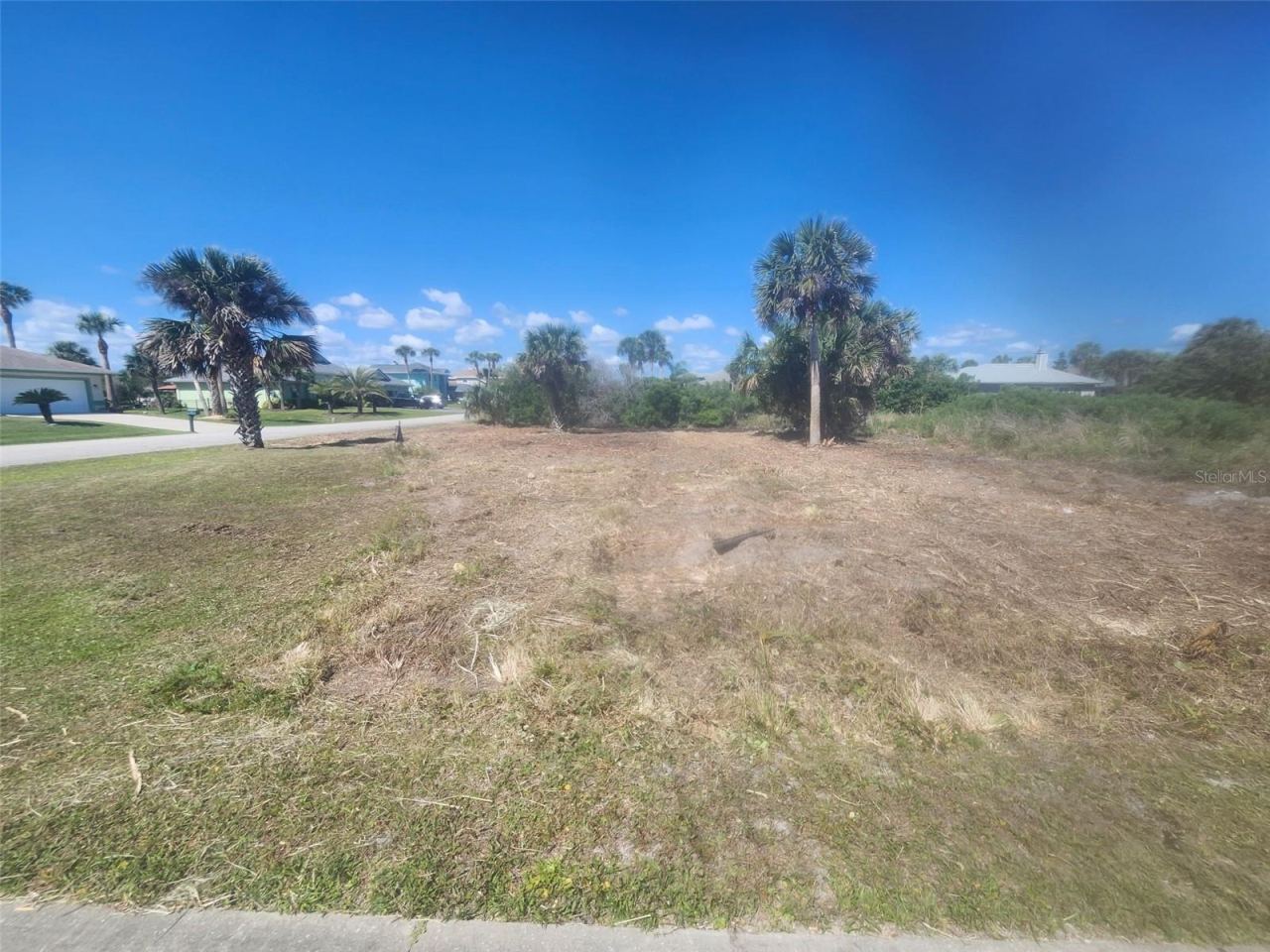 Photo 5 of 24 Mahoe Dr S, Palm Coast, FL 32137