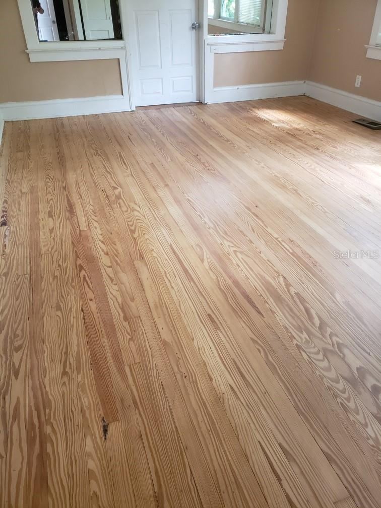 Photo 5 of 724 N Oleander Ave, Daytona Beach, FL 32118