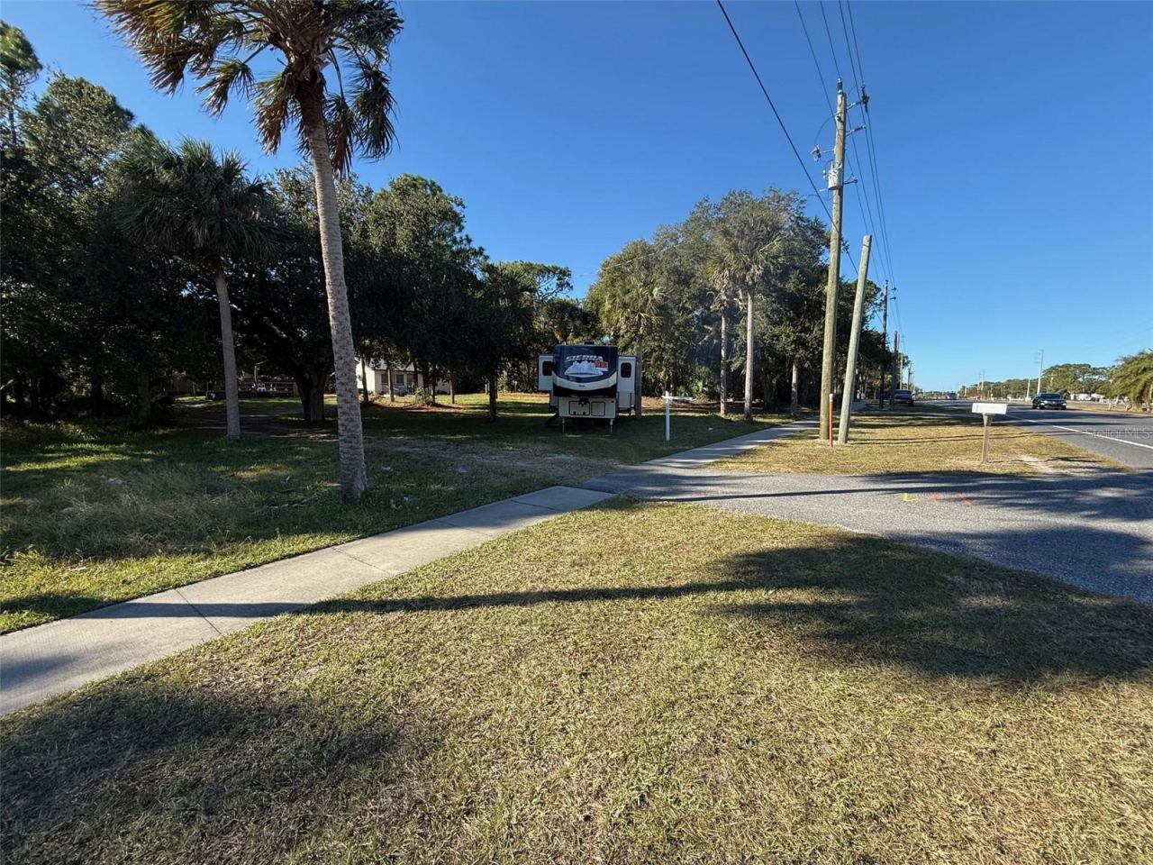 Photo 5 of 3258 S Ridgewood Ave, Edgewater, FL 32141