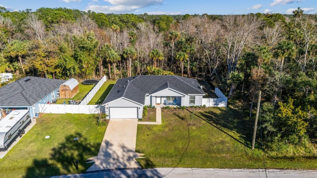 Photo 5 of 18 Sea Board Ct, Palm Coast, FL 32164