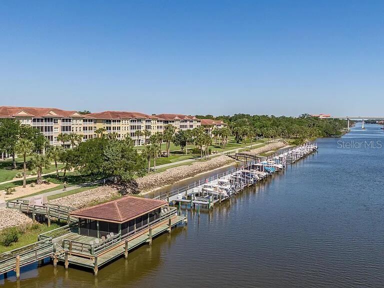 Photo 4 of 800 Canopy Walk Ln #822, Palm Coast, FL 32137