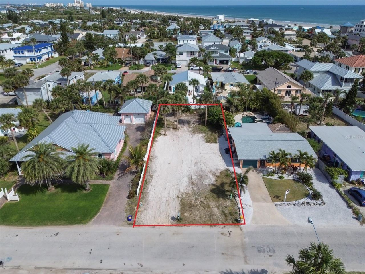 Photo 5 of 306 Normandy Ave, New Smyrna Beach, FL 32169