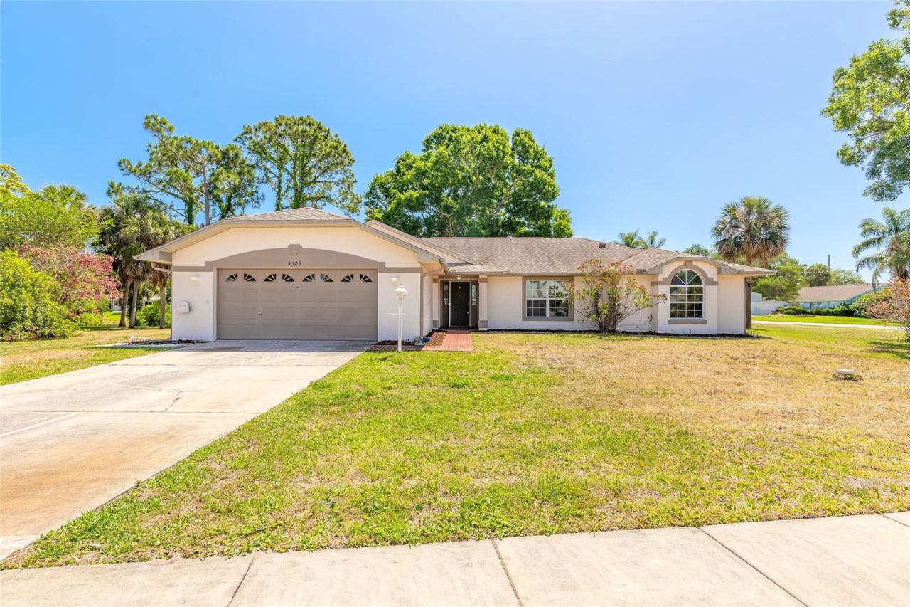 4589 Alder Dr, Port Orange