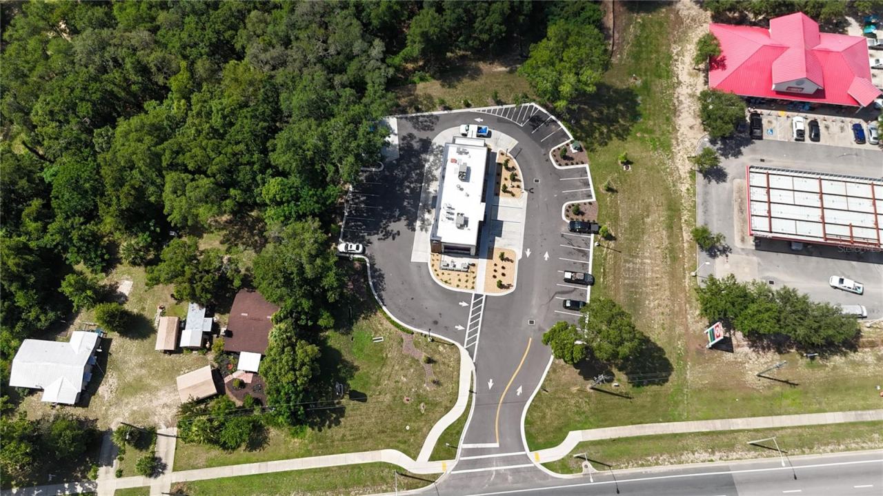 Photo 4 of 1129 State Road 20, Interlachen, FL 32148