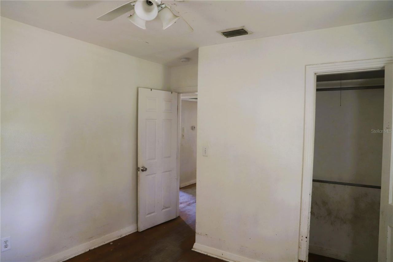 Photo 2 of 21514 Se 69th Ave, Hawthorne, FL 32640