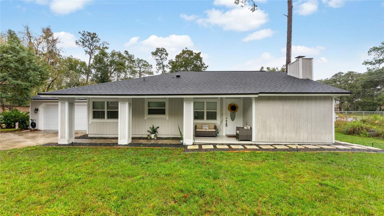 Photo 2 of 64 Ravenwood Ct, Ormond Beach, FL 32174