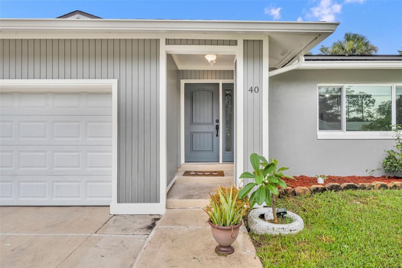 Photo 2 of 40 Blare Dr, Palm Coast, FL 32137