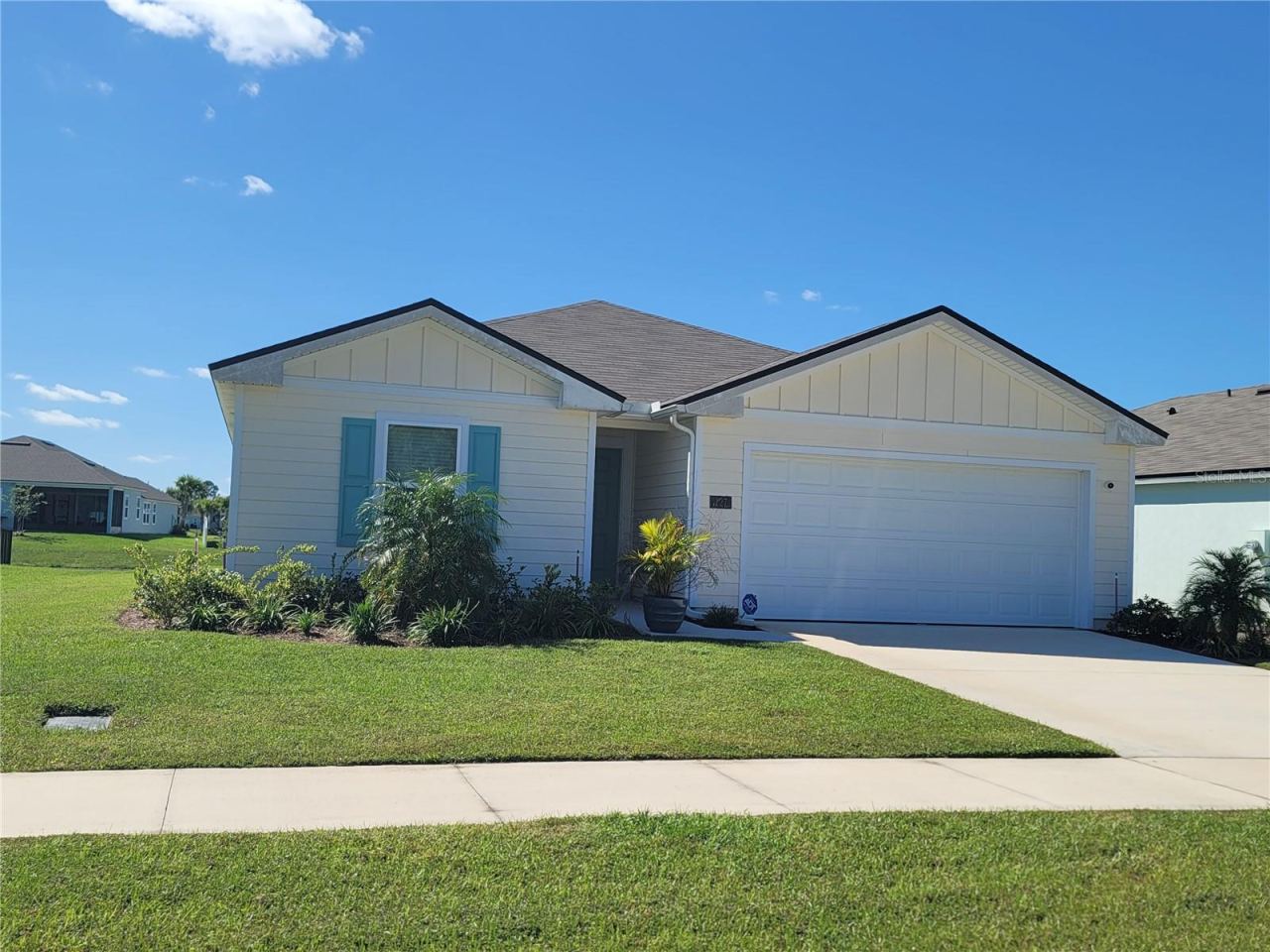 Photo 2 of 127 Hulett Woods Rd, Palm Coast, FL 32137