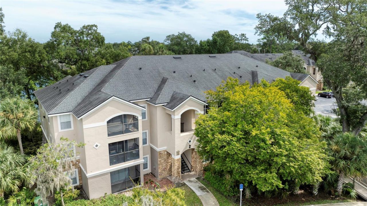 Photo 3 of 940 Village Trl #2-207, Port Orange, FL 32127