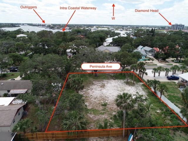 Photo 4 of 437 S Peninsula Ave, New Smyrna Beach, FL 32169