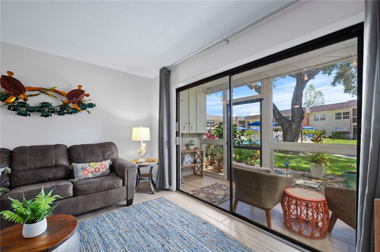 Photo 4 of 3800 Saxon Dr #19b, New Smyrna Beach, FL 32169