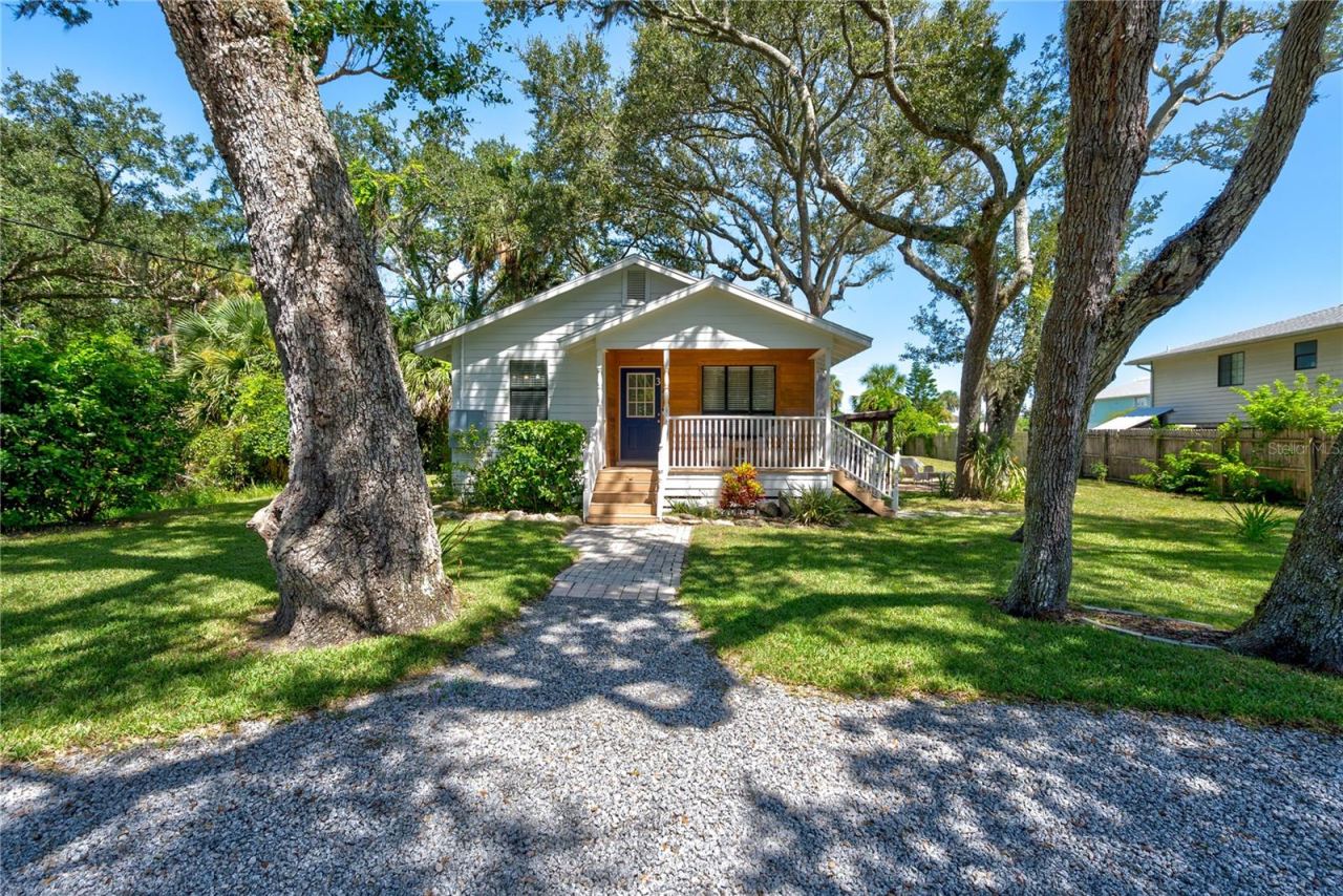 Photo 4 of 3 Bay Dr, Palm Coast, FL 32137