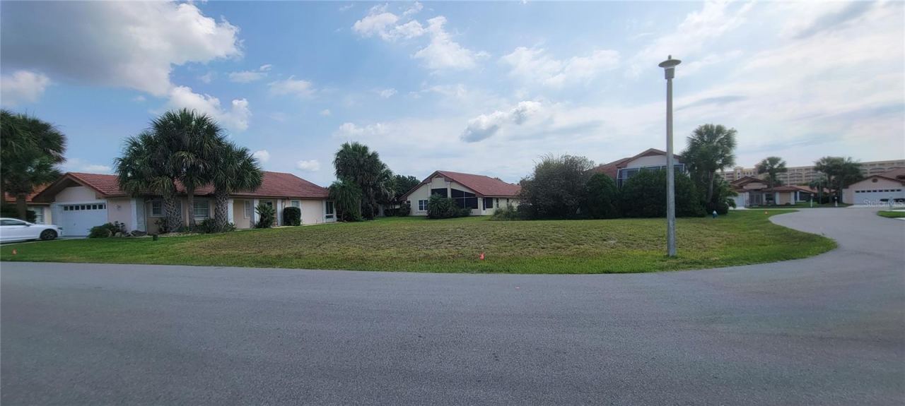 Photo 3 of 11 San Luis Ln, Palm Coast, FL 32137