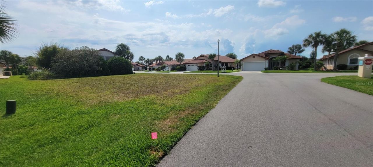 Photo 5 of 11 San Luis Ln, Palm Coast, FL 32137
