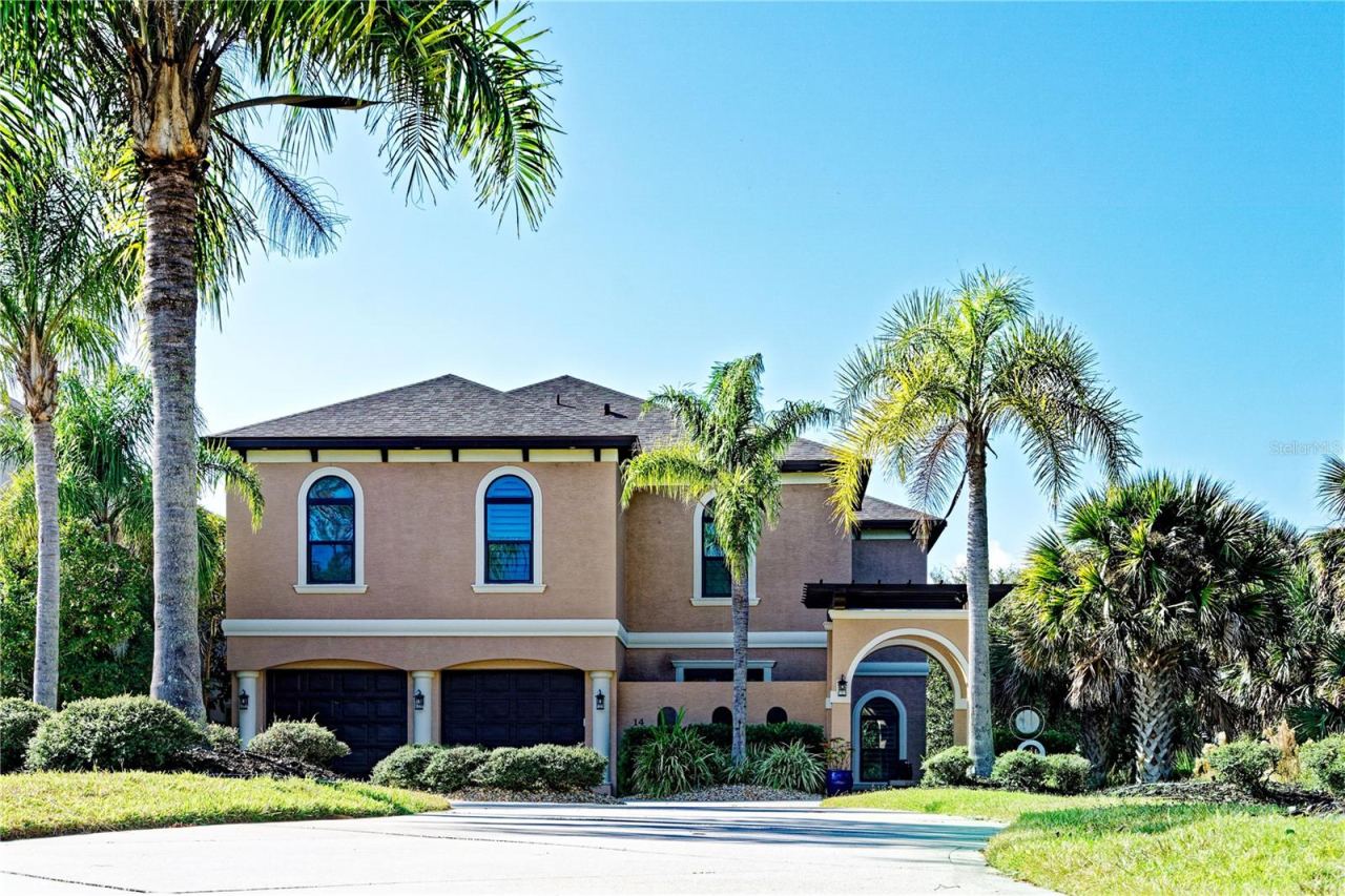 Photo 3 of 14 Heron Dr, Palm Coast, FL 32137