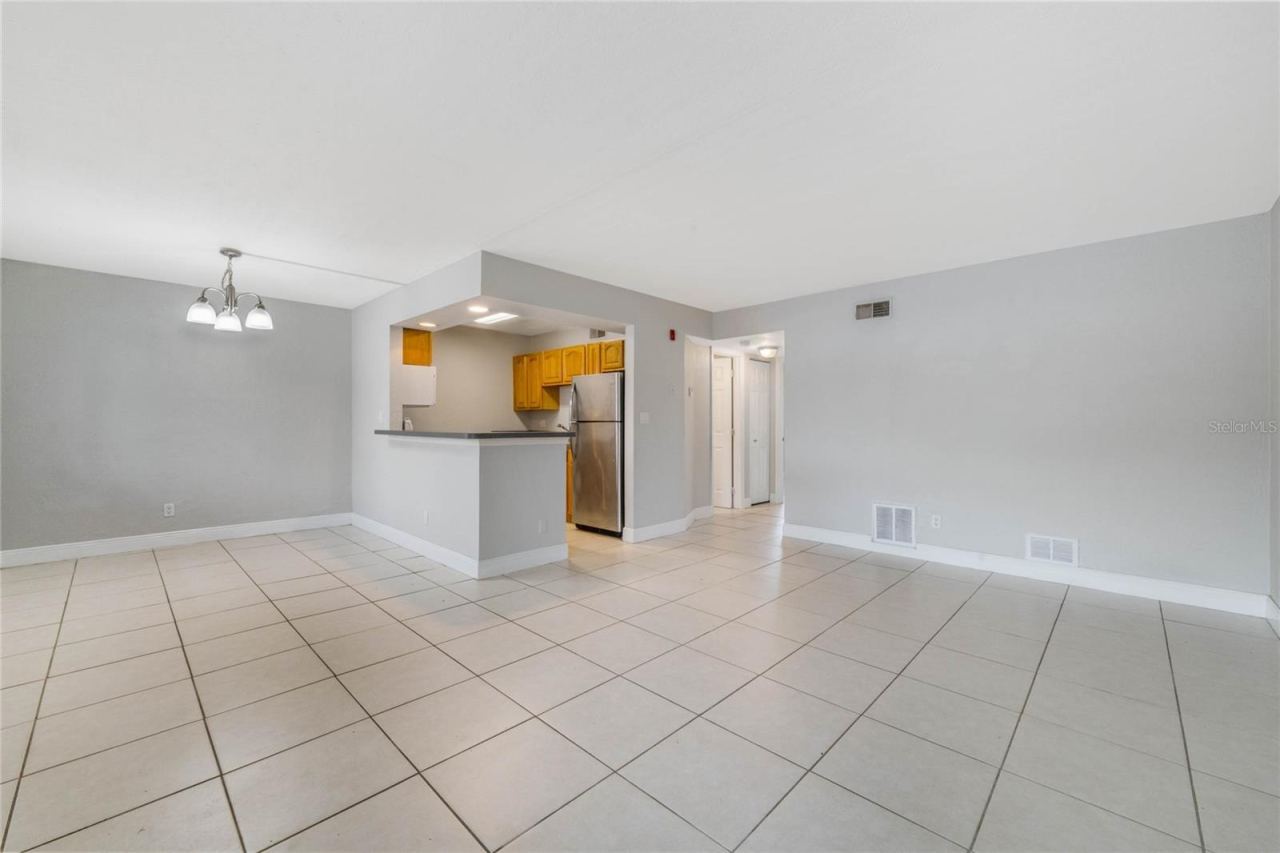 Photo 5 of 900 S Peninsula Dr #207, Daytona Beach, FL 32118