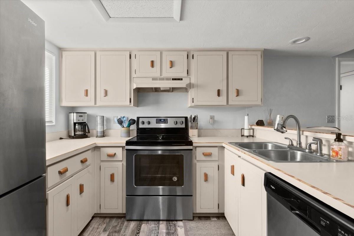 Photo 4 of 102 Bob White Ct #102c, Daytona Beach, FL 32119