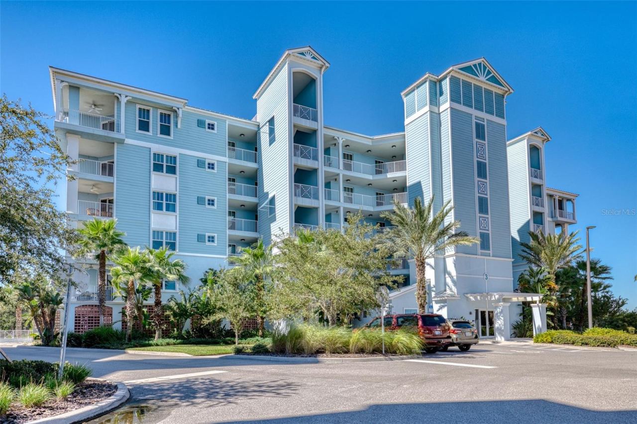 Photo 2 of 3 Riverwalk Dr #305, New Smyrna Beach, FL 32169