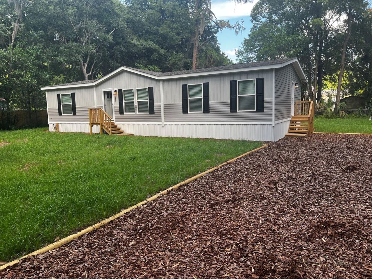 Photo 5 of 3407 Woodland St, Palatka, FL 32177