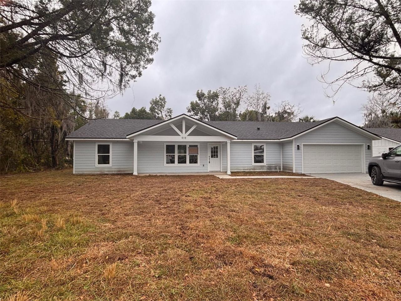 Photo 2 of 919 N 14th St, Palatka, FL 32177