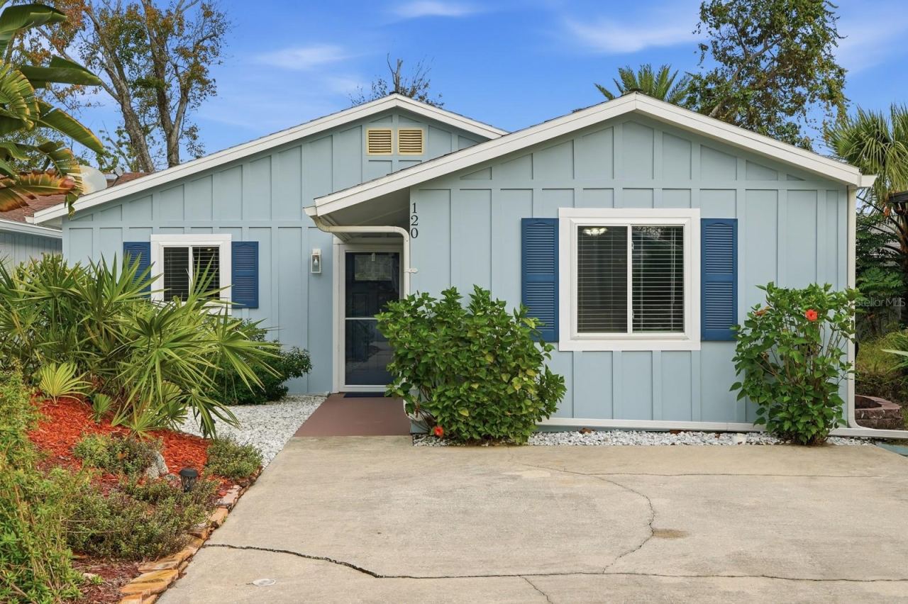 Photo 4 of 120 Oak Ln, Flagler Beach, FL 32136