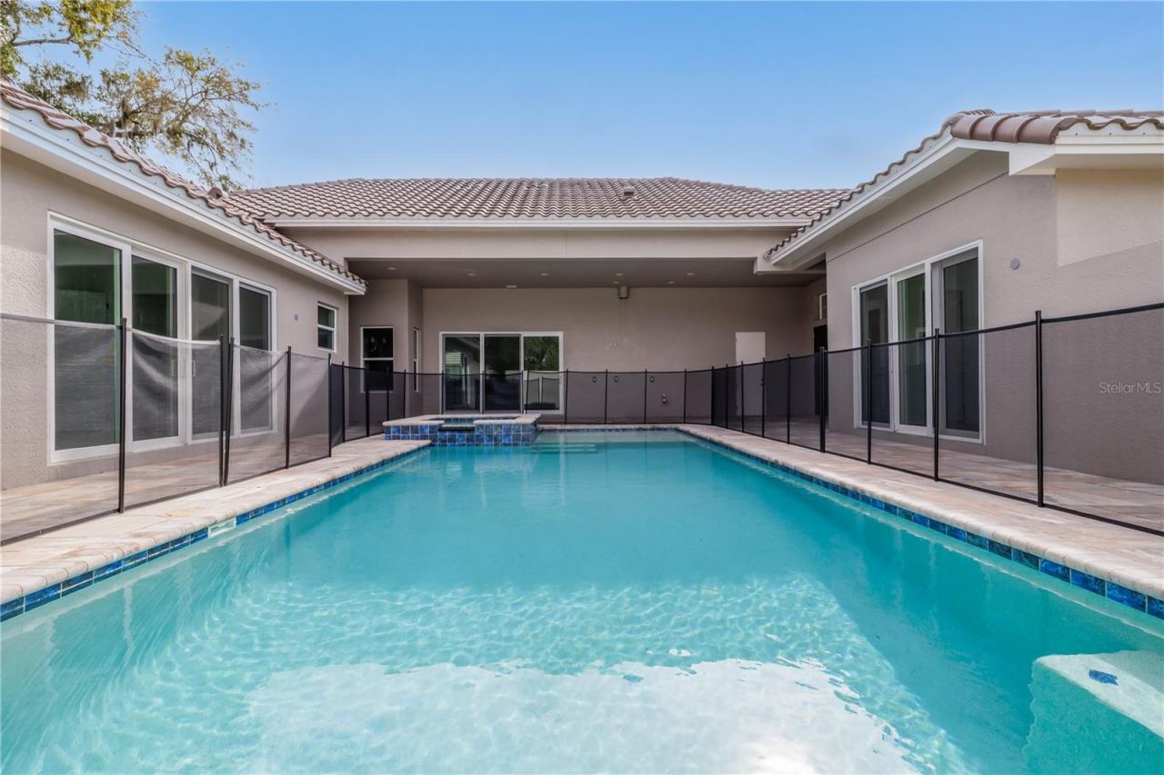 Photo 4 of 106 New Leatherwood Dr, Palm Coast, FL 32137