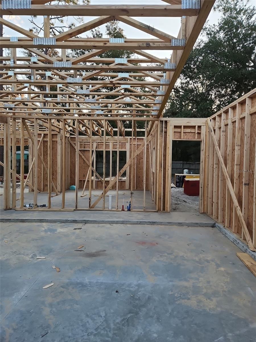 Photo 4 of 228 Dawn Ave, Interlachen, FL 32148