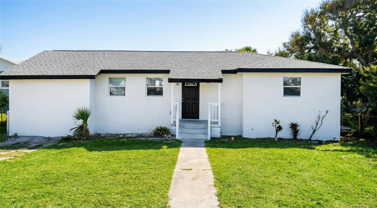 Photo 4 of 208 Bonner Ave, Daytona Beach, FL 32118