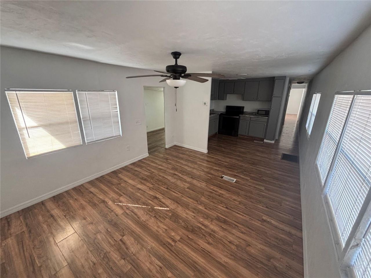 Photo 4 of 5480 Pineland Ave, Port Orange, FL 32127