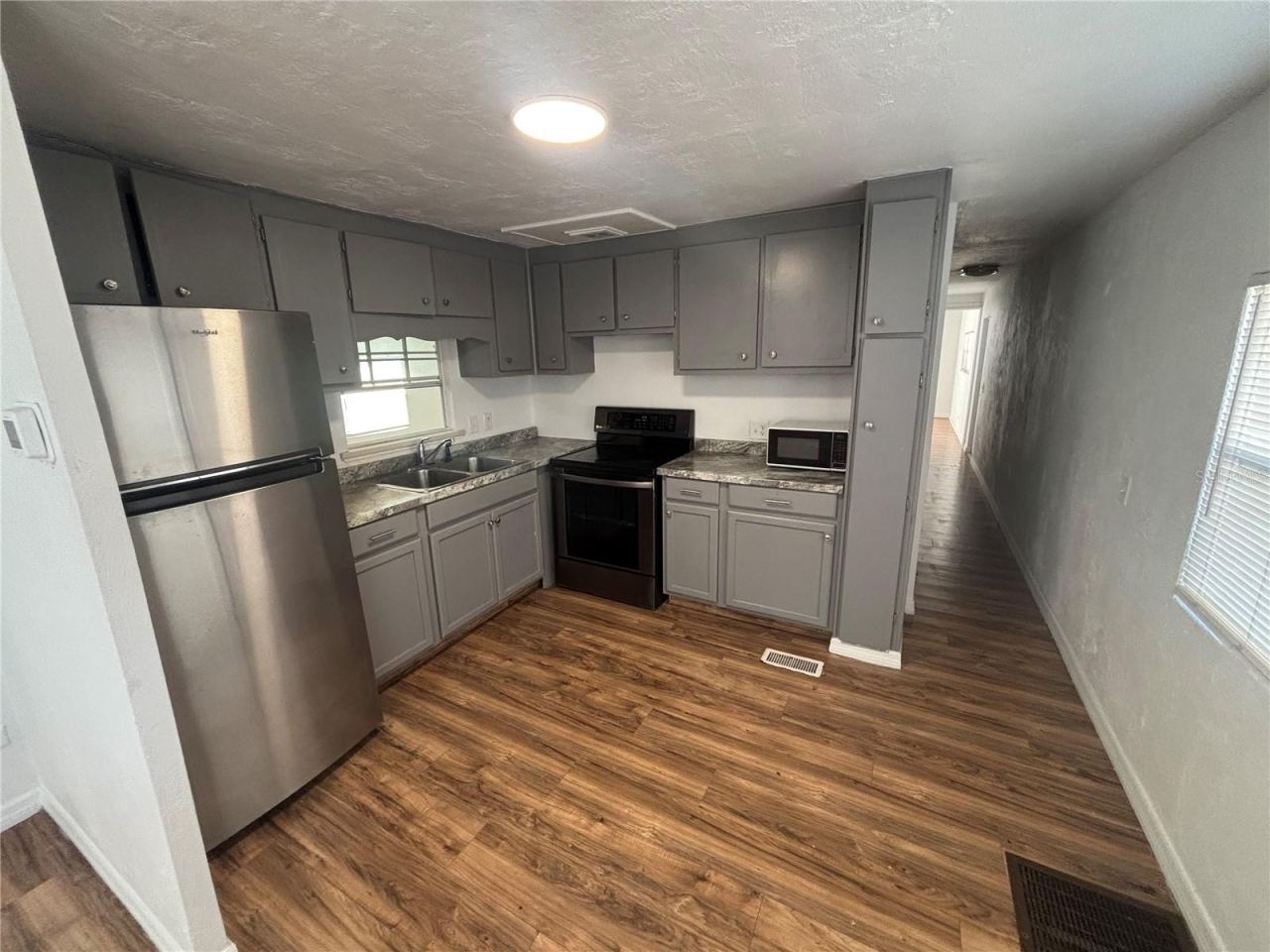 Photo 5 of 5480 Pineland Ave, Port Orange, FL 32127