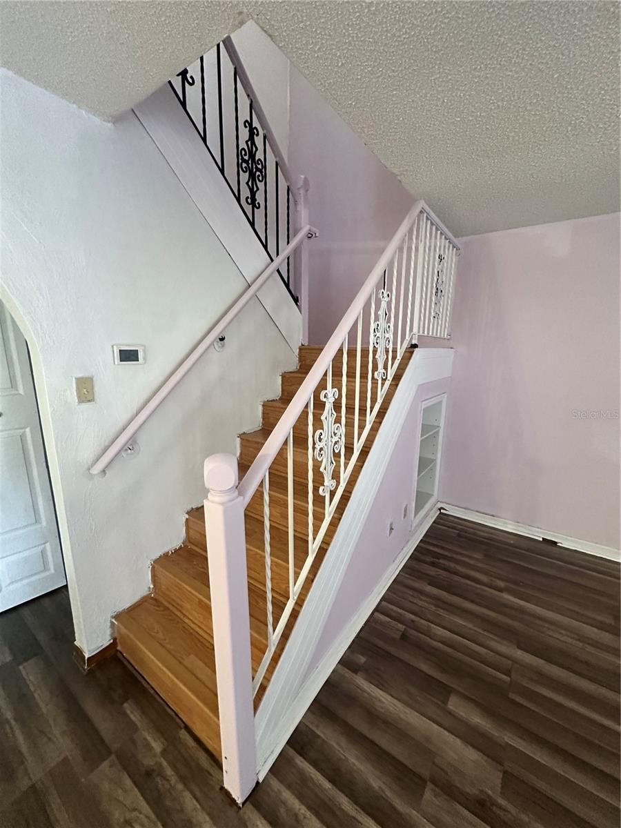 Photo 5 of 2016 Oak Meadow Cir, South Daytona, FL 32119