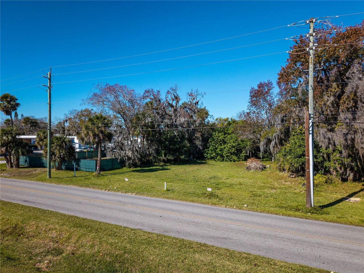 Photo 4 of 818 6th St, Daytona Beach, FL 32117