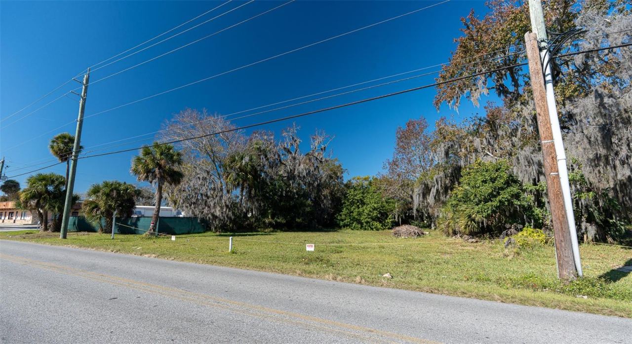 Photo 5 of 818 6th St, Daytona Beach, FL 32117