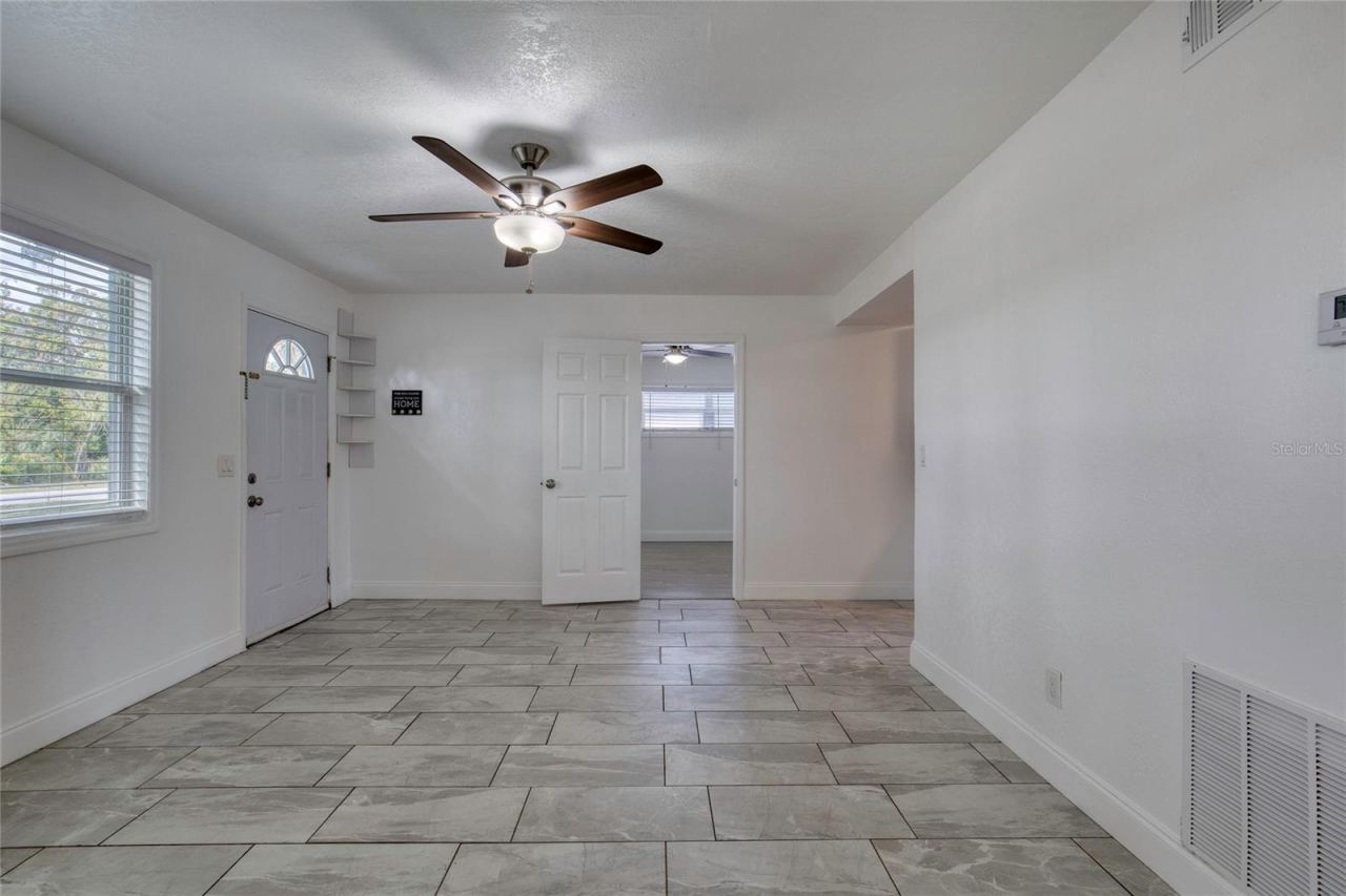 Photo 5 of 843 Niles St, Daytona Beach, FL 32114