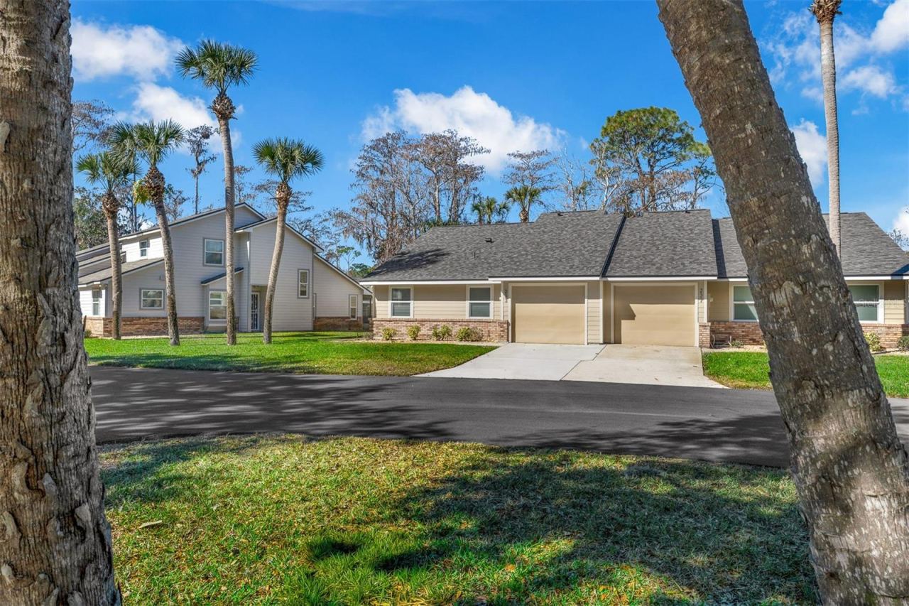 Photo 5 of 233 Bob White Ct, Daytona Beach, FL 32119