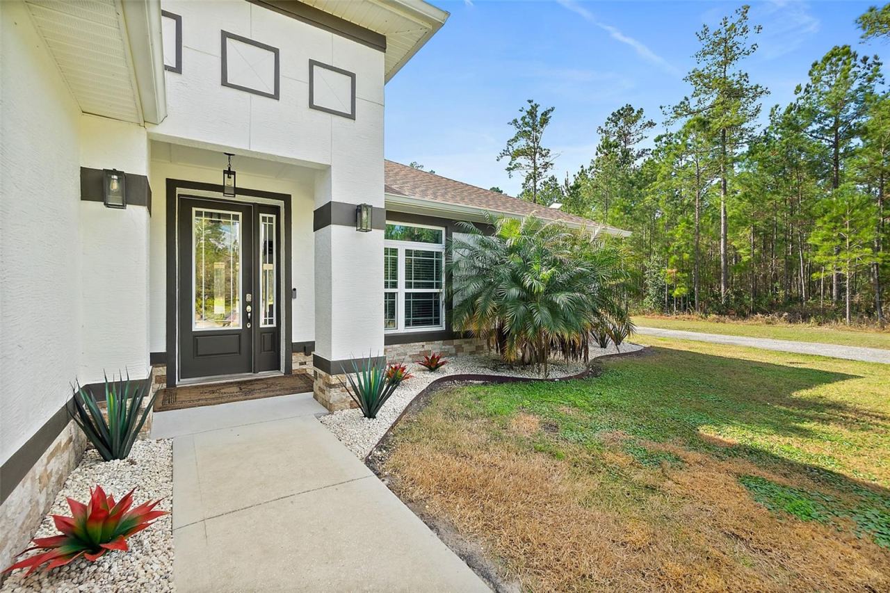 Photo 5 of 4895 State Hwy 100 W, Bunnell, FL 32110