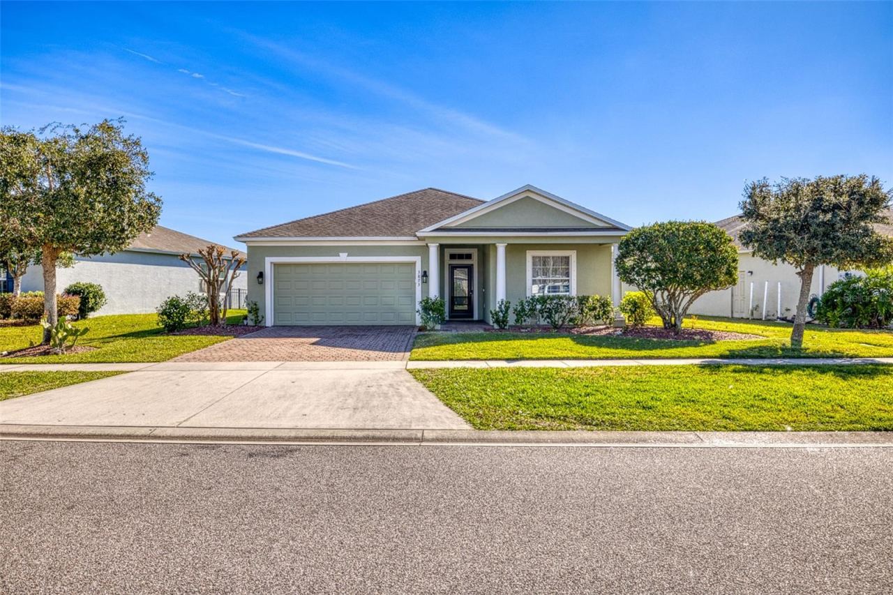 Photo 3 of 3873 Dorsiere Ave, Port Orange, FL 32129