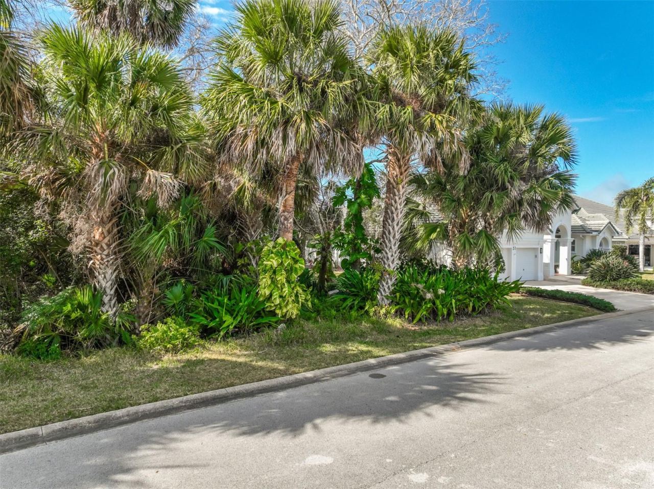 Photo 2 of 49 Longview Way N, Palm Coast, FL 32137