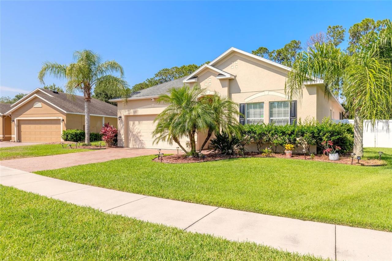 Photo 5 of 3968 Sunset Cove Dr, Port Orange, FL 32129