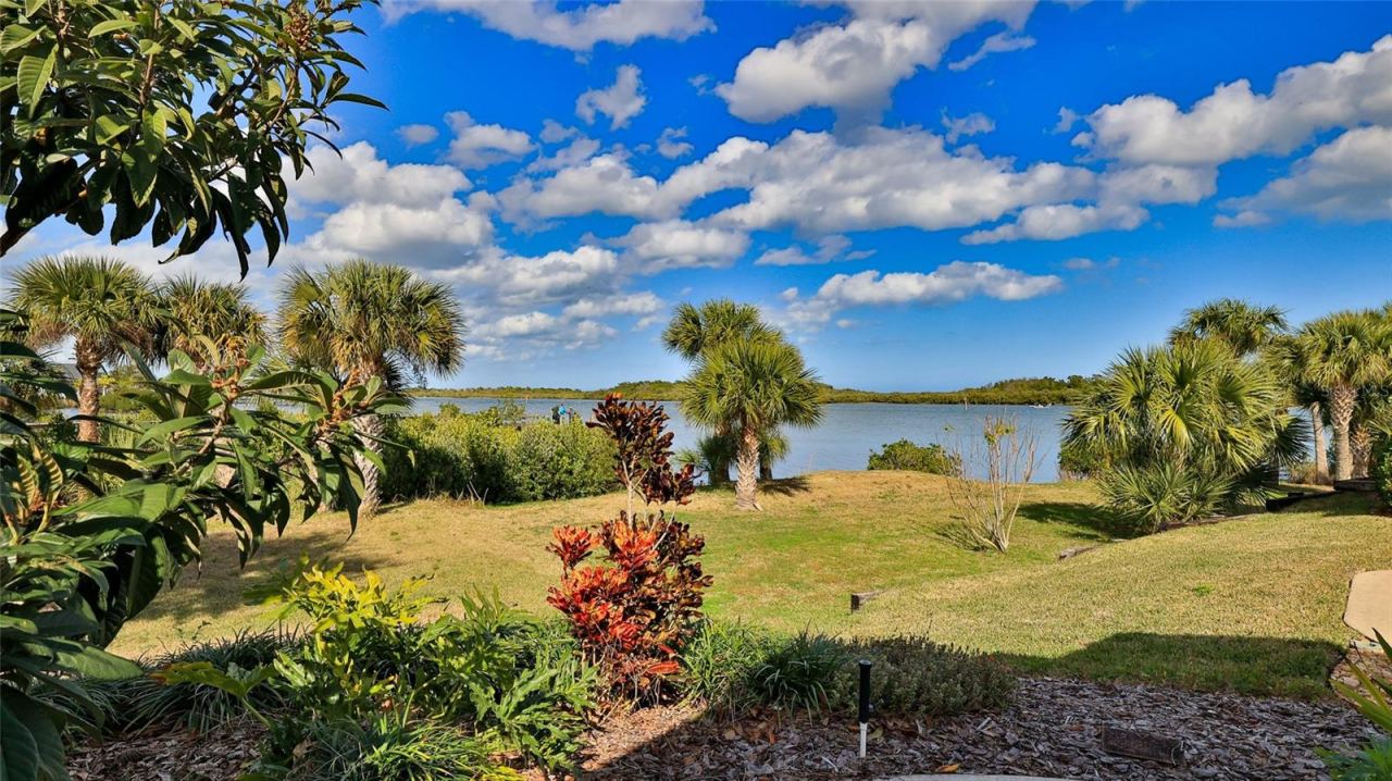 Photo 5 of 361 Marsh Landing Loop, Oak Hill, FL 32759