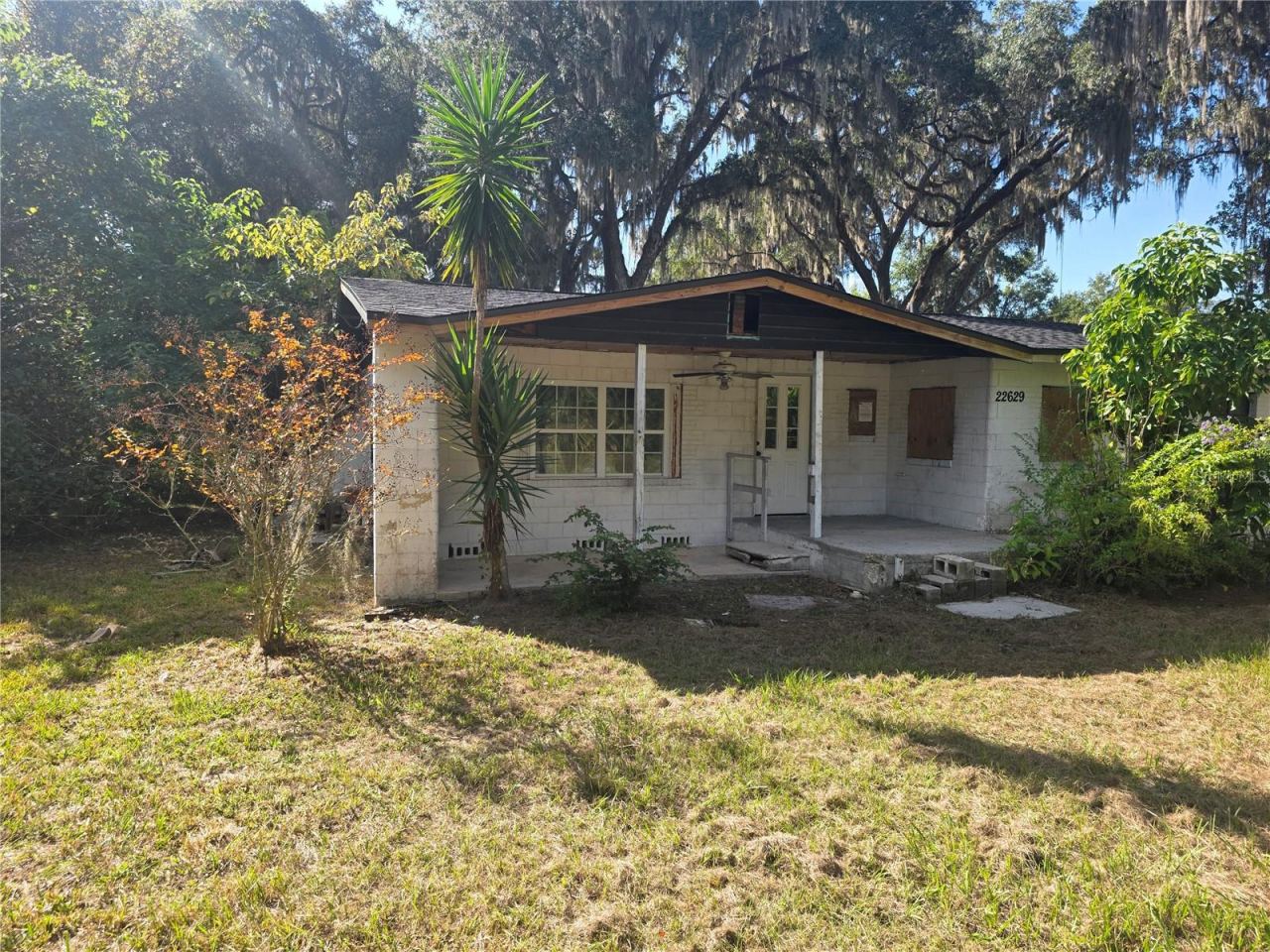 Photo 2 of 22629 Se 71st Ave, Hawthorne, FL 32640