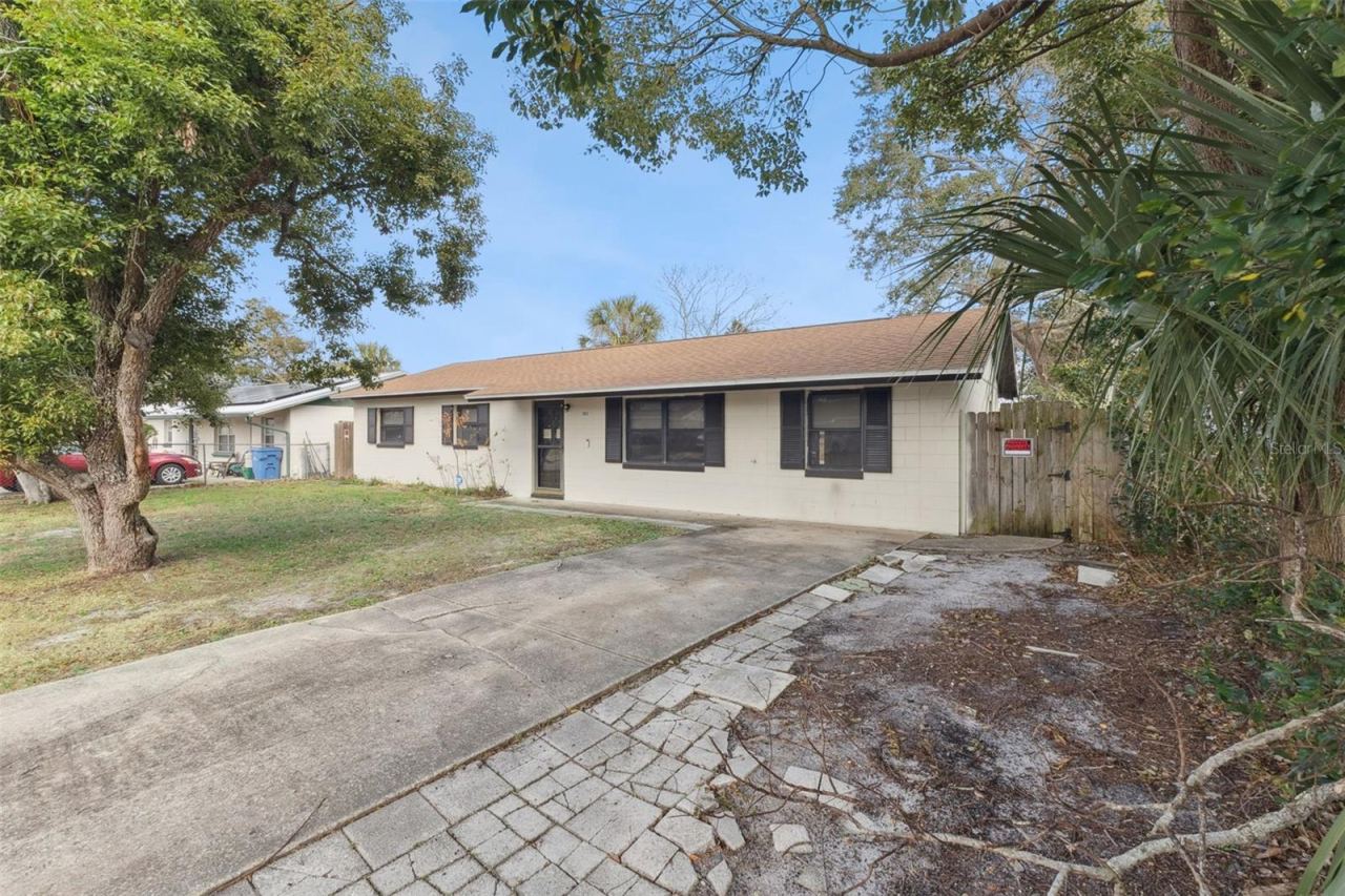 Photo 4 of 1953 Linda Ave, Ormond Beach, FL 32174