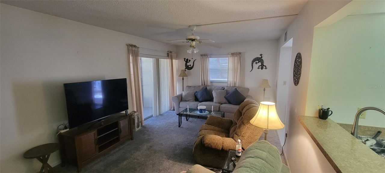 Photo 4 of 180 Magnolia Woods Ct #19a, Deltona, FL 32725