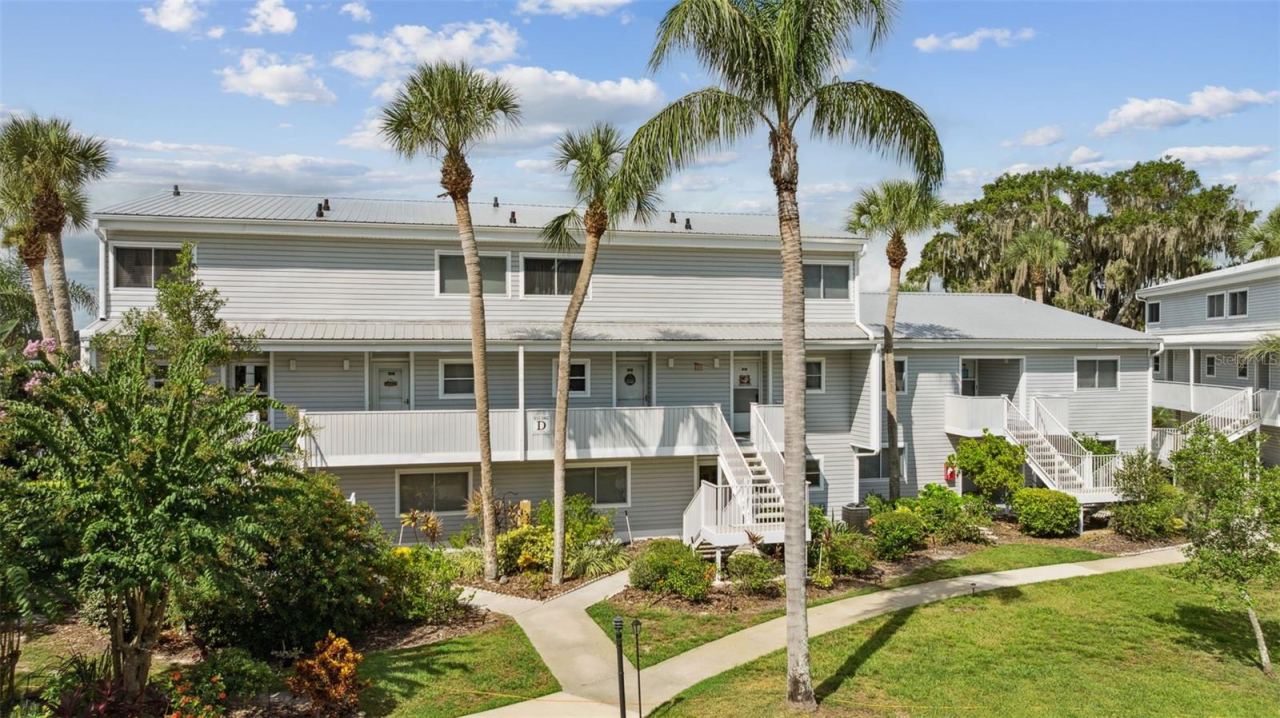 Photo 4 of 125 River Bend Pl #d, Welaka, FL 32193