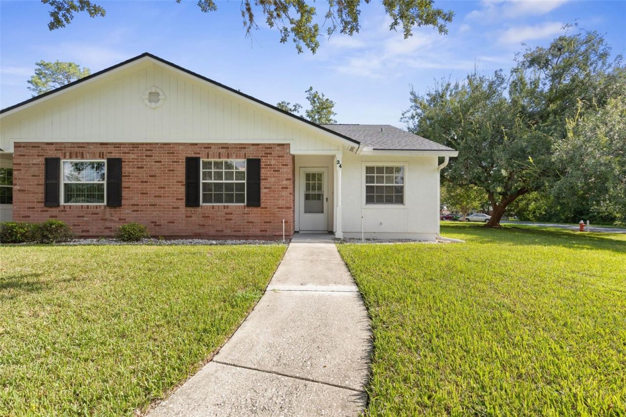 Photo 4 of 24 Kings Colony Ct, Palm Coast, FL 32137