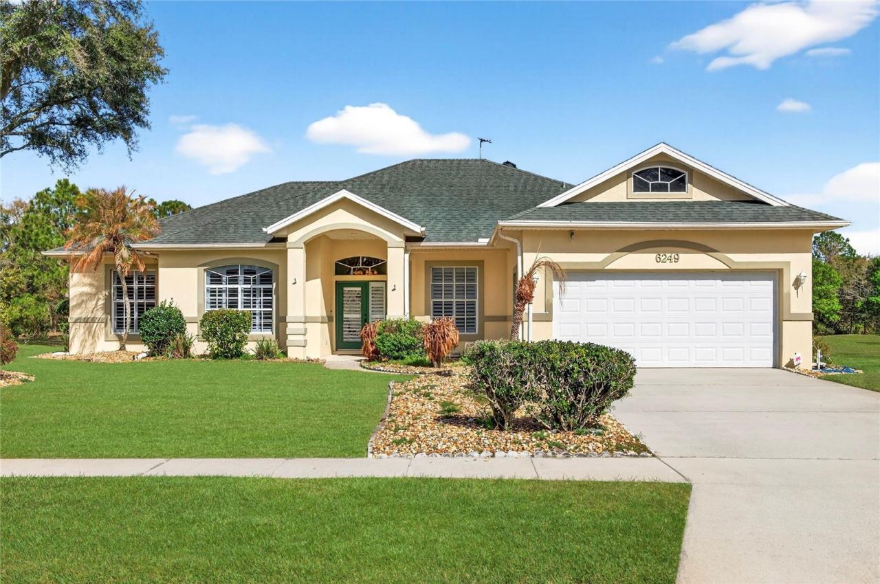 Photo 5 of 6249 Montego Bay Ct, Port Orange, FL 32128